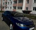 Синий Крайслер 200, объемом двигателя 2.4 л и пробегом 190 тыс. км за 8500 $, фото 1 на Automoto.ua