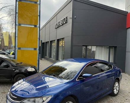 Синий Крайслер 200, объемом двигателя 2.4 л и пробегом 170 тыс. км за 5500 $, фото 2 на Automoto.ua