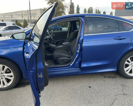 Синий Крайслер 200, объемом двигателя 2.36 л и пробегом 172 тыс. км за 10500 $, фото 13 на Automoto.ua