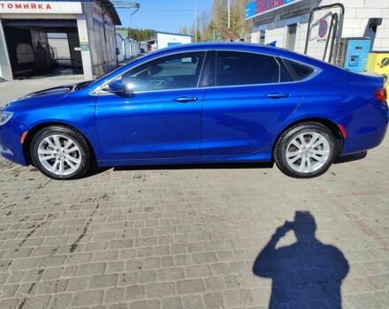 Синий Крайслер 200, объемом двигателя 2.4 л и пробегом 229 тыс. км за 399999 $, фото 1 на Automoto.ua