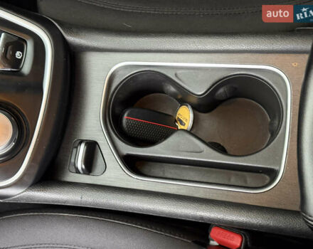 Синий Крайслер 200, объемом двигателя 2.36 л и пробегом 217 тыс. км за 8499 $, фото 48 на Automoto.ua