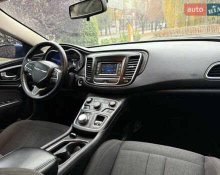 Синий Крайслер 200, объемом двигателя 2.36 л и пробегом 217 тыс. км за 8499 $, фото 13 на Automoto.ua