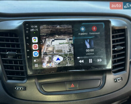 Синий Крайслер 200, объемом двигателя 2.4 л и пробегом 145 тыс. км за 10250 $, фото 12 на Automoto.ua