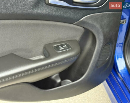 Синий Крайслер 200, объемом двигателя 2.36 л и пробегом 217 тыс. км за 8499 $, фото 55 на Automoto.ua