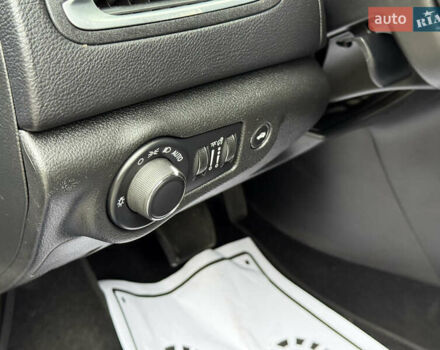 Синий Крайслер 200, объемом двигателя 2.36 л и пробегом 217 тыс. км за 8499 $, фото 39 на Automoto.ua