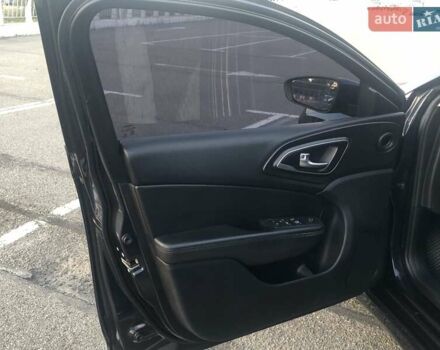 Синий Крайслер 200, объемом двигателя 2.4 л и пробегом 135 тыс. км за 11500 $, фото 23 на Automoto.ua