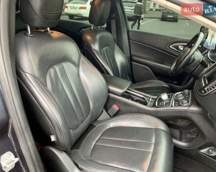 Синий Крайслер 200, объемом двигателя 2.36 л и пробегом 145 тыс. км за 10900 $, фото 37 на Automoto.ua