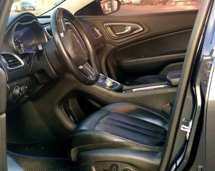 Синий Крайслер 200, объемом двигателя 2.4 л и пробегом 135 тыс. км за 11500 $, фото 26 на Automoto.ua