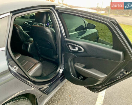 Синий Крайслер 200, объемом двигателя 2.36 л и пробегом 145 тыс. км за 10900 $, фото 48 на Automoto.ua