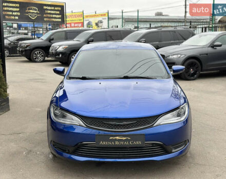 Синий Крайслер 200, объемом двигателя 2.36 л и пробегом 202 тыс. км за 10200 $, фото 6 на Automoto.ua