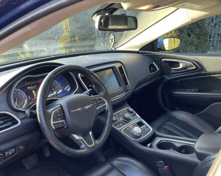 Синий Крайслер 200, объемом двигателя 2.36 л и пробегом 165 тыс. км за 10300 $, фото 7 на Automoto.ua