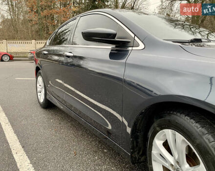 Синий Крайслер 200, объемом двигателя 2.36 л и пробегом 145 тыс. км за 10900 $, фото 14 на Automoto.ua