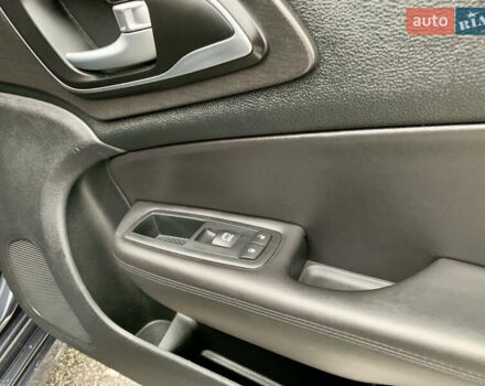 Синий Крайслер 200, объемом двигателя 2.36 л и пробегом 145 тыс. км за 10900 $, фото 41 на Automoto.ua