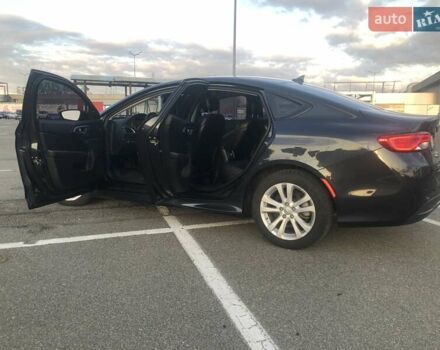 Синий Крайслер 200, объемом двигателя 2.4 л и пробегом 135 тыс. км за 11500 $, фото 12 на Automoto.ua