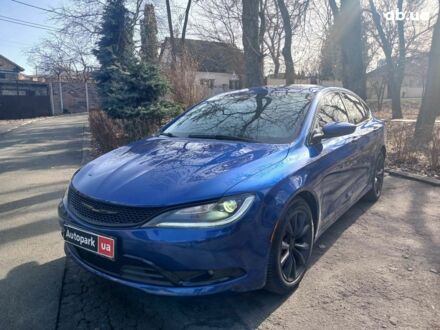 Крайслер 200 2014 в Киеве на Automoto.ua Синий Крайслер 200, объемом двигателя 3.6 л и пробегом 236 тыс. км за 10290 $, фото 1 на Automoto.ua