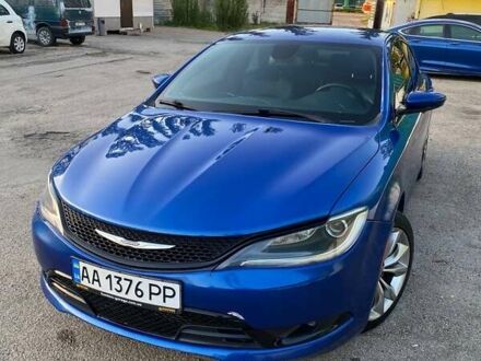 Крайслер 200 2015 в Киеве на Automoto.ua Синий Крайслер 200, объемом двигателя 2.4 л и пробегом 165 тыс. км за 8500 $, фото 1 на Automoto.ua
