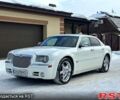 Білий Крайслер 300C, об'ємом двигуна 2.7 л та пробігом 250 тис. км за 7000 $, фото 1 на Automoto.ua