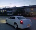 Белый Крайслер 300C, объемом двигателя 3.52 л и пробегом 210 тыс. км за 8600 $, фото 1 на Automoto.ua