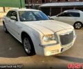 Білий Крайслер 300C, об'ємом двигуна 2.7 л та пробігом 300 тис. км за 6840 $, фото 1 на Automoto.ua