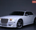 Белый Крайслер 300C, объемом двигателя 5.7 л и пробегом 250 тыс. км за 10900 $, фото 24 на Automoto.ua