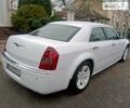 Крайслер 300C 2005 в Николаеве на Automoto.ua Белый Крайслер 300C, объемом двигателя 2.7 л и пробегом 158 тыс. км за 11000 $, фото 3 на Automoto.ua