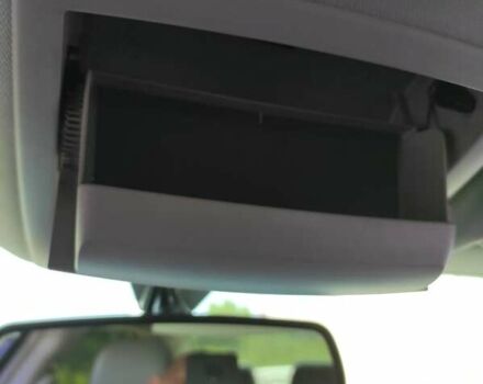 Белый Крайслер 300C, объемом двигателя 2.74 л и пробегом 200 тыс. км за 7999 $, фото 27 на Automoto.ua