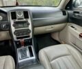 Білий Крайслер 300C, об'ємом двигуна 2.7 л та пробігом 224 тис. км за 6000 $, фото 23 на Automoto.ua