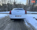 Белый Крайслер 300C, объемом двигателя 2.74 л и пробегом 228 тыс. км за 8100 $, фото 4 на Automoto.ua