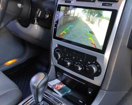 Белый Крайслер 300C, объемом двигателя 2.74 л и пробегом 200 тыс. км за 7999 $, фото 8 на Automoto.ua