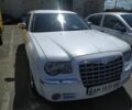 Білий Крайслер 300C, об'ємом двигуна 0 л та пробігом 150 тис. км за 7957 $, фото 4 на Automoto.ua
