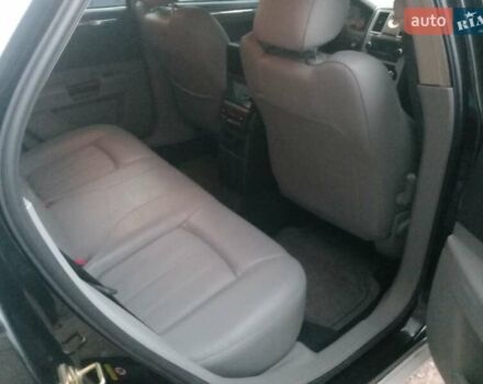 Крайслер 300C 2005 в Николаеве на Automoto.ua Белый Крайслер 300C, объемом двигателя 2.7 л и пробегом 158 тыс. км за 11000 $, фото 21 на Automoto.ua