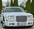 Білий Крайслер 300C, об'ємом двигуна 2.7 л та пробігом 224 тис. км за 6000 $, фото 13 на Automoto.ua