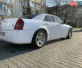 Белый Крайслер 300C, объемом двигателя 2.74 л и пробегом 99 тыс. км за 7499 $, фото 5 на Automoto.ua