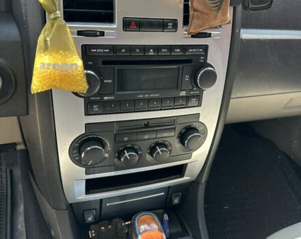 Белый Крайслер 300C, объемом двигателя 2.7 л и пробегом 122 тыс. км за 7800 $, фото 8 на Automoto.ua