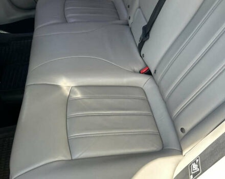 Белый Крайслер 300C, объемом двигателя 2.7 л и пробегом 122 тыс. км за 7800 $, фото 7 на Automoto.ua