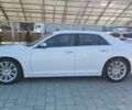 Белый Крайслер 300C, объемом двигателя 3.6 л и пробегом 135 тыс. км за 10800 $, фото 1 на Automoto.ua