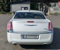 Белый Крайслер 300C, объемом двигателя 3.6 л и пробегом 140 тыс. км за 11300 $, фото 9 на Automoto.ua