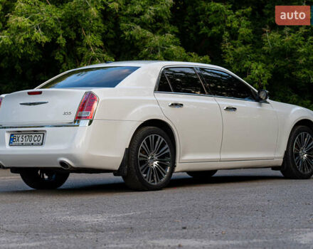 Білий Крайслер 300C, об'ємом двигуна 3.6 л та пробігом 232 тис. км за 14300 $, фото 4 на Automoto.ua