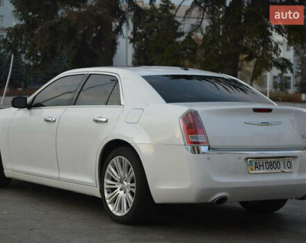 Белый Крайслер 300C, объемом двигателя 3.6 л и пробегом 202 тыс. км за 12999 $, фото 18 на Automoto.ua