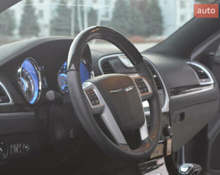 Белый Крайслер 300C, объемом двигателя 3.6 л и пробегом 202 тыс. км за 12999 $, фото 15 на Automoto.ua