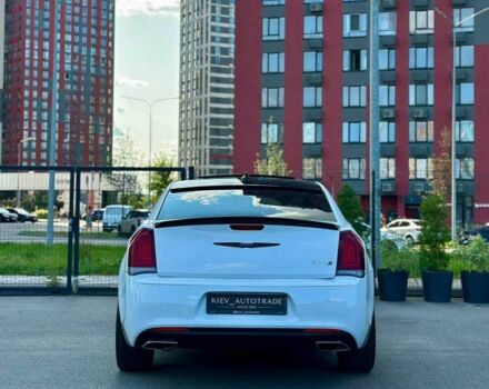 Білий Крайслер 300C, об'ємом двигуна 3.6 л та пробігом 168 тис. км за 14900 $, фото 2 на Automoto.ua