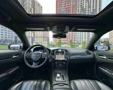 Білий Крайслер 300C, об'ємом двигуна 3.6 л та пробігом 168 тис. км за 14900 $, фото 18 на Automoto.ua