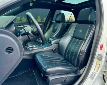 Білий Крайслер 300C, об'ємом двигуна 3.6 л та пробігом 168 тис. км за 14900 $, фото 20 на Automoto.ua
