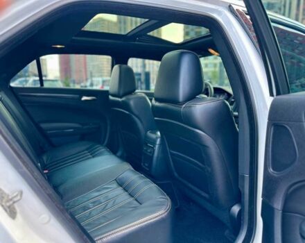 Білий Крайслер 300C, об'ємом двигуна 3.6 л та пробігом 168 тис. км за 14900 $, фото 14 на Automoto.ua