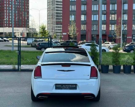 Білий Крайслер 300C, об'ємом двигуна 3.6 л та пробігом 168 тис. км за 14900 $, фото 11 на Automoto.ua