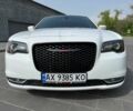 Білий Крайслер 300C, об'ємом двигуна 5.7 л та пробігом 178 тис. км за 16999 $, фото 2 на Automoto.ua