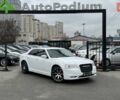 Белый Крайслер 300C, объемом двигателя 3.6 л и пробегом 165 тыс. км за 16800 $, фото 9 на Automoto.ua