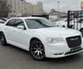 Белый Крайслер 300C, объемом двигателя 3.6 л и пробегом 165 тыс. км за 16800 $, фото 10 на Automoto.ua