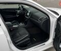 Белый Крайслер 300C, объемом двигателя 3.6 л и пробегом 165 тыс. км за 16800 $, фото 30 на Automoto.ua