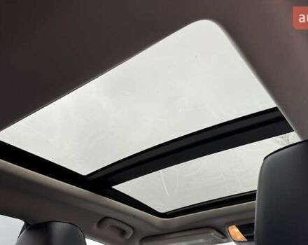 Белый Крайслер 300C, объемом двигателя 3.6 л и пробегом 165 тыс. км за 16800 $, фото 34 на Automoto.ua